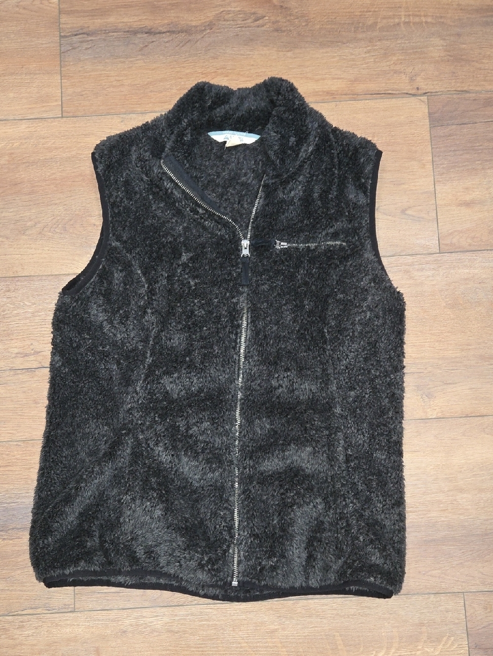 Black Plush Zip-Up Sherpa Vest